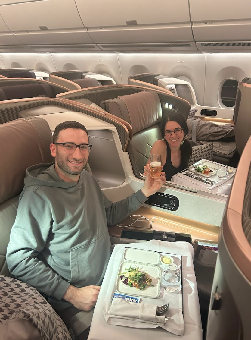 Lie-flat bed in Singapore Airlines business class